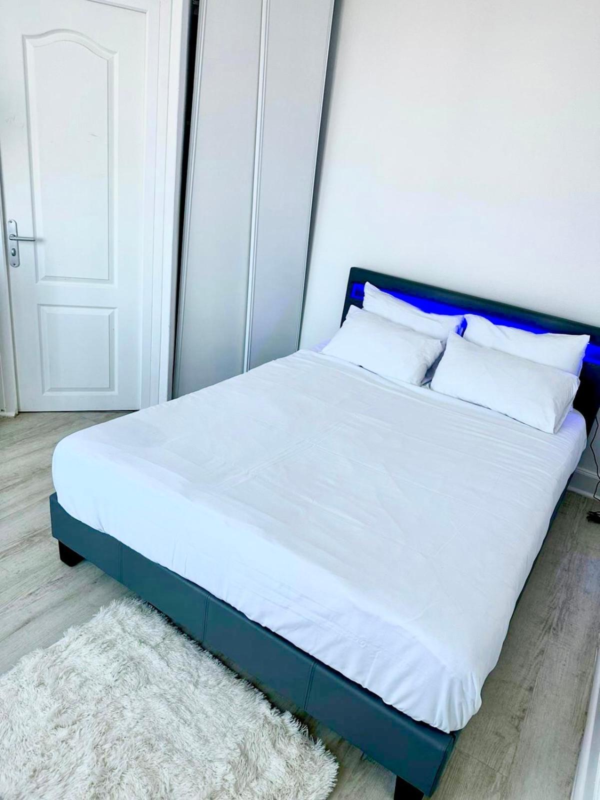 Appartement Moderne Vierzon Buitenkant foto
